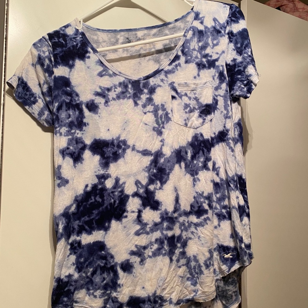 Hollister Blue and White t-shirt